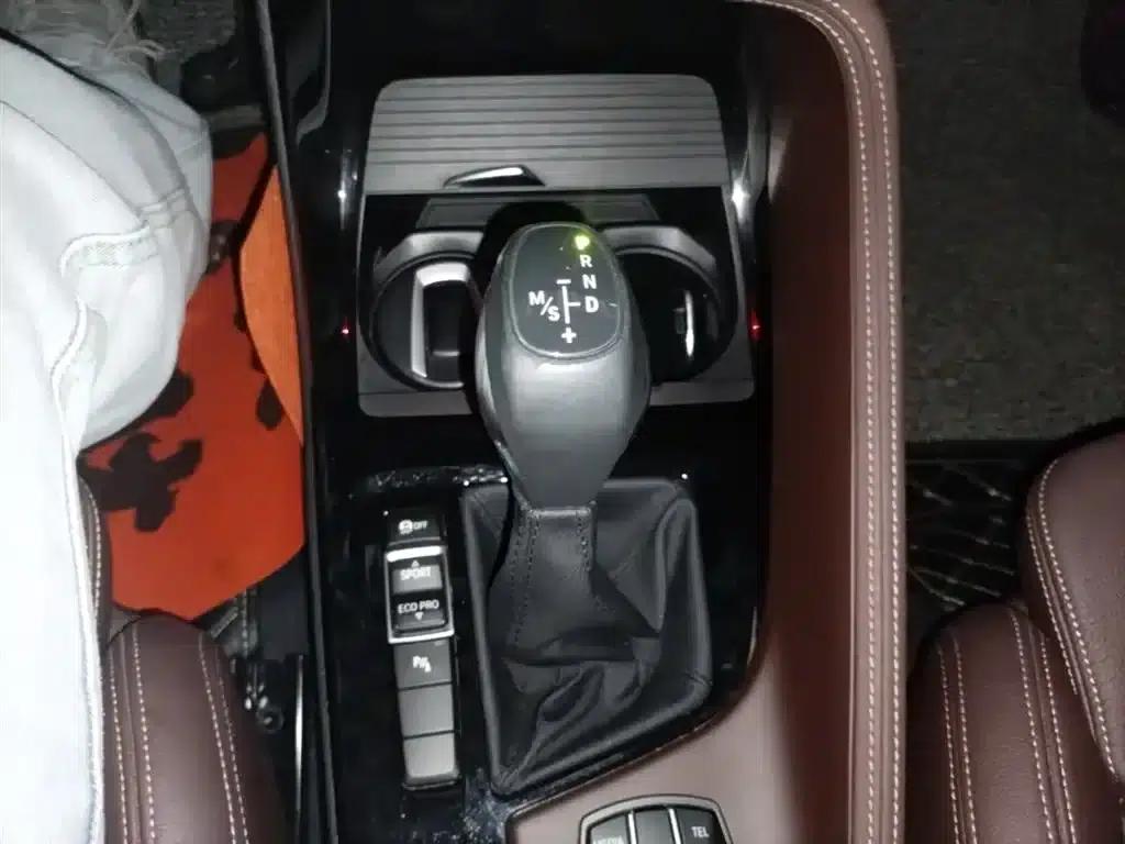 BMW X1 2016 sDrive20Li Luxury — миниатюра 14