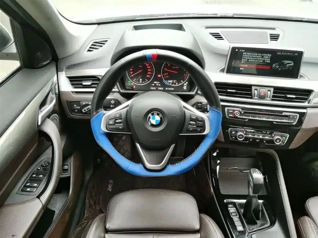 BMW X1 2018 xDrive20Li Luxury — миниатюра 11