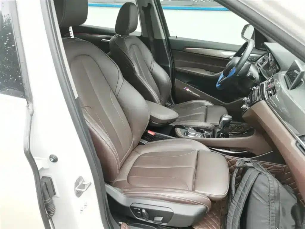 BMW X1 2018 xDrive20Li Luxury — миниатюра 25