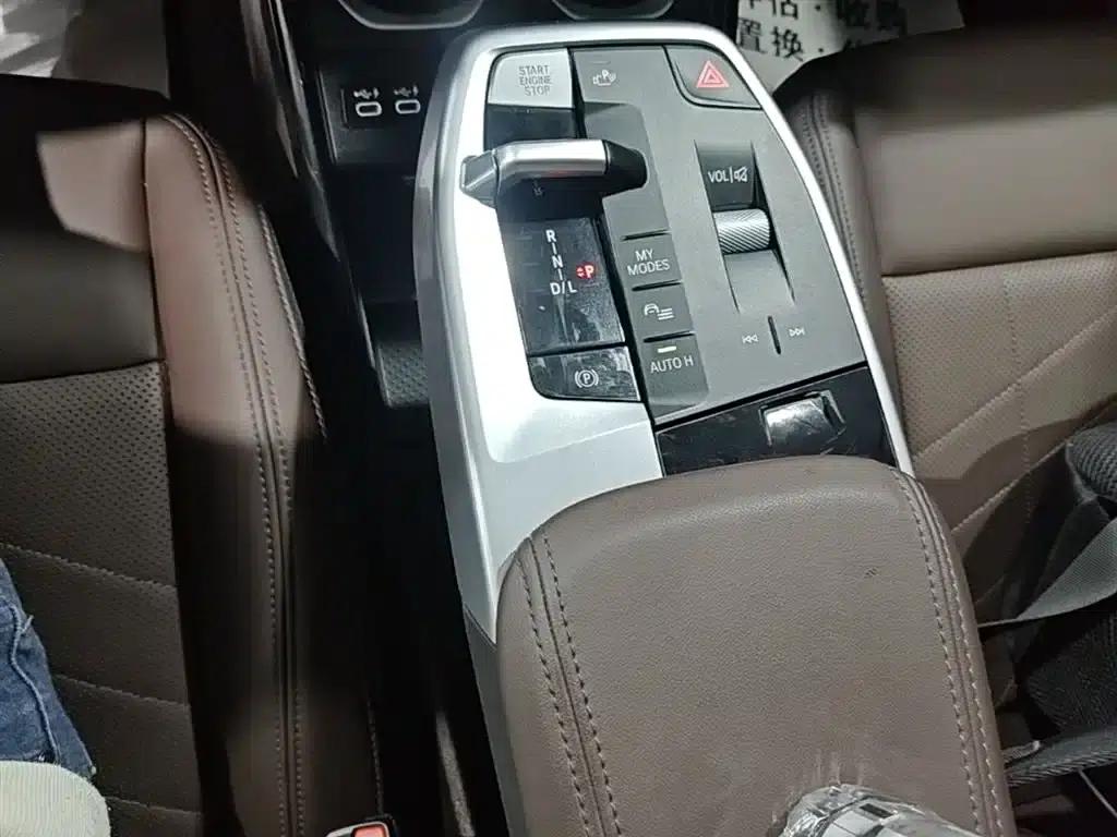 2023 BMW X1 sDrive25Li X Design Package — миниатюра 14