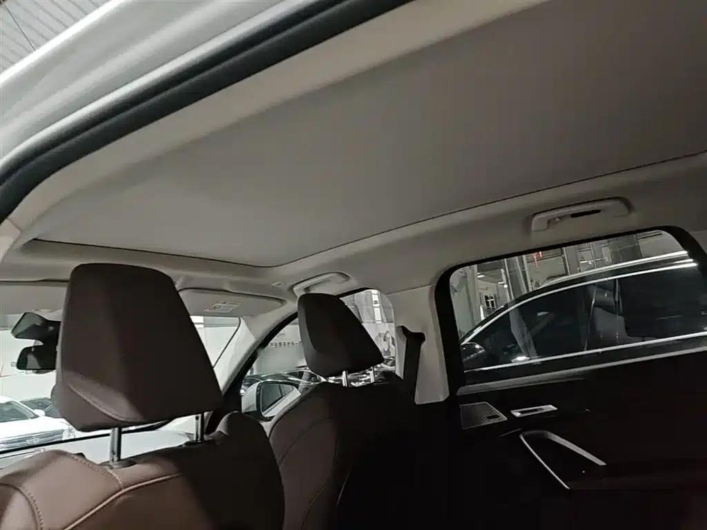 2023 BMW X1 sDrive25Li X Design Package — миниатюра 18