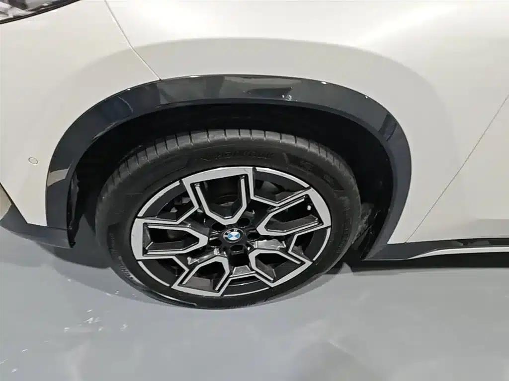 2023 BMW X1 sDrive25Li X Design Package — миниатюра 23