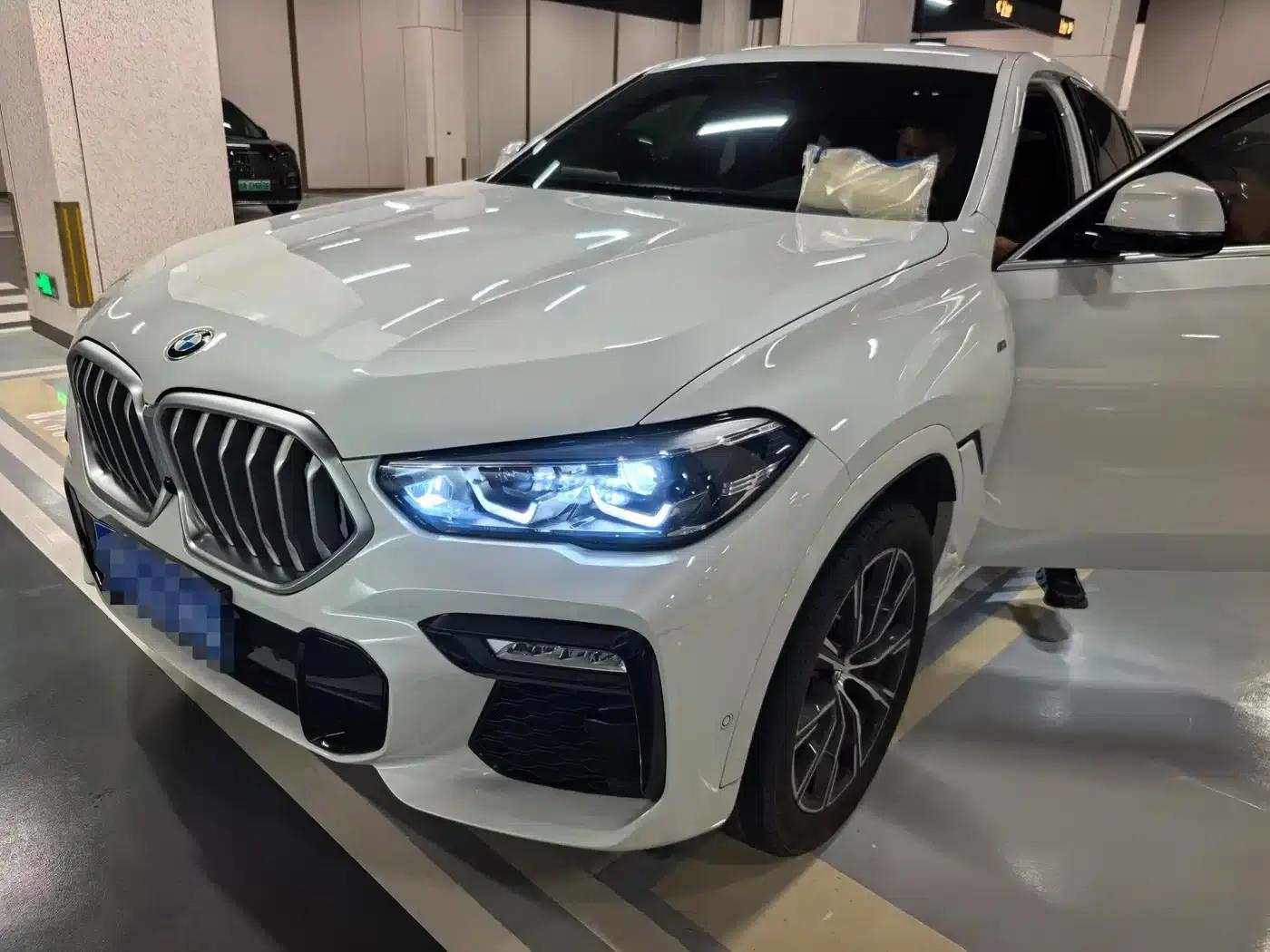 2020 BMW X6 xDrive30i M Sport Package — миниатюра 1