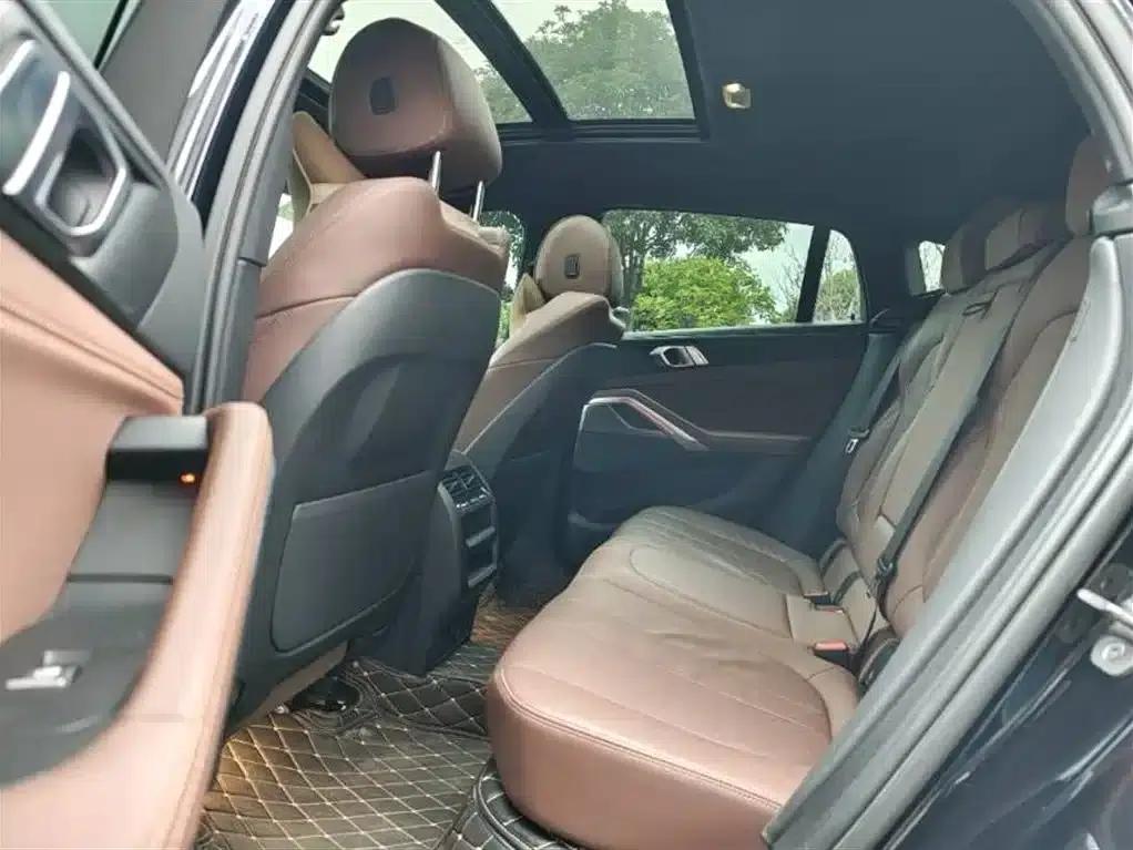 2022 BMW X6 xDrive30i M Sport Package — миниатюра 6