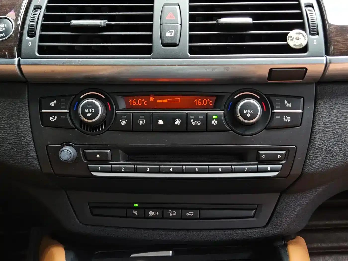 BMW X6 2011 xDrive35i — миниатюра 16