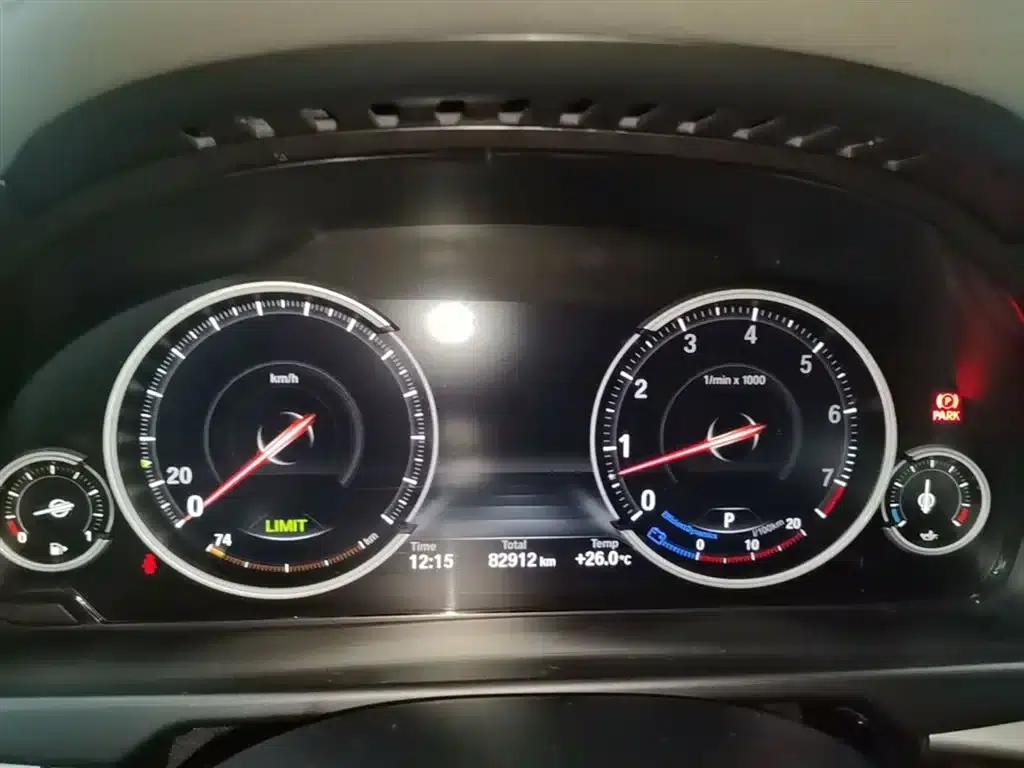 BMW X6 2018 xDrive35i Leading Edition — миниатюра 12