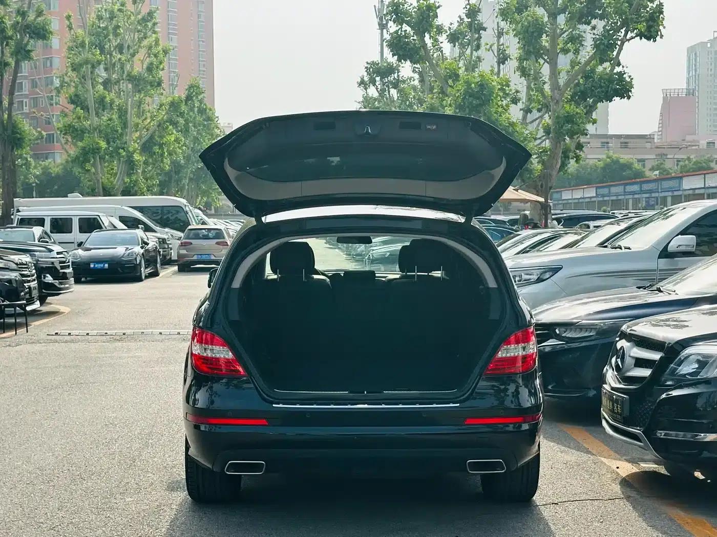 2017 Mercedes-Benz R-Class R 320 4MATIC Business Edition — миниатюра 33