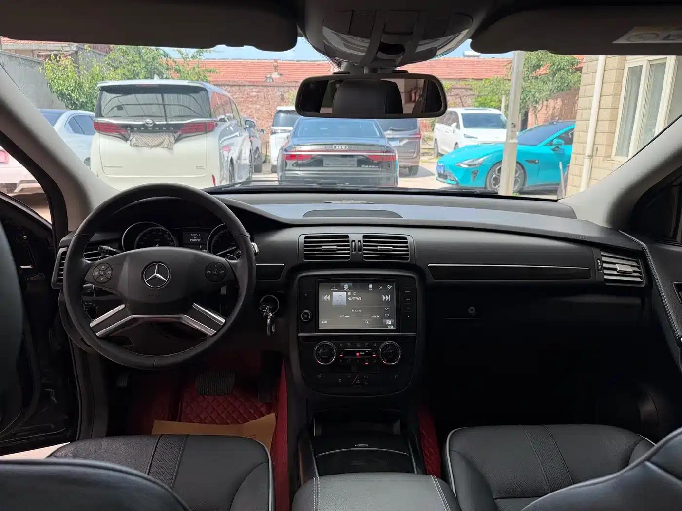 2014 Mercedes-Benz R-Class R 400 4MATIC Business Edition — миниатюра 14