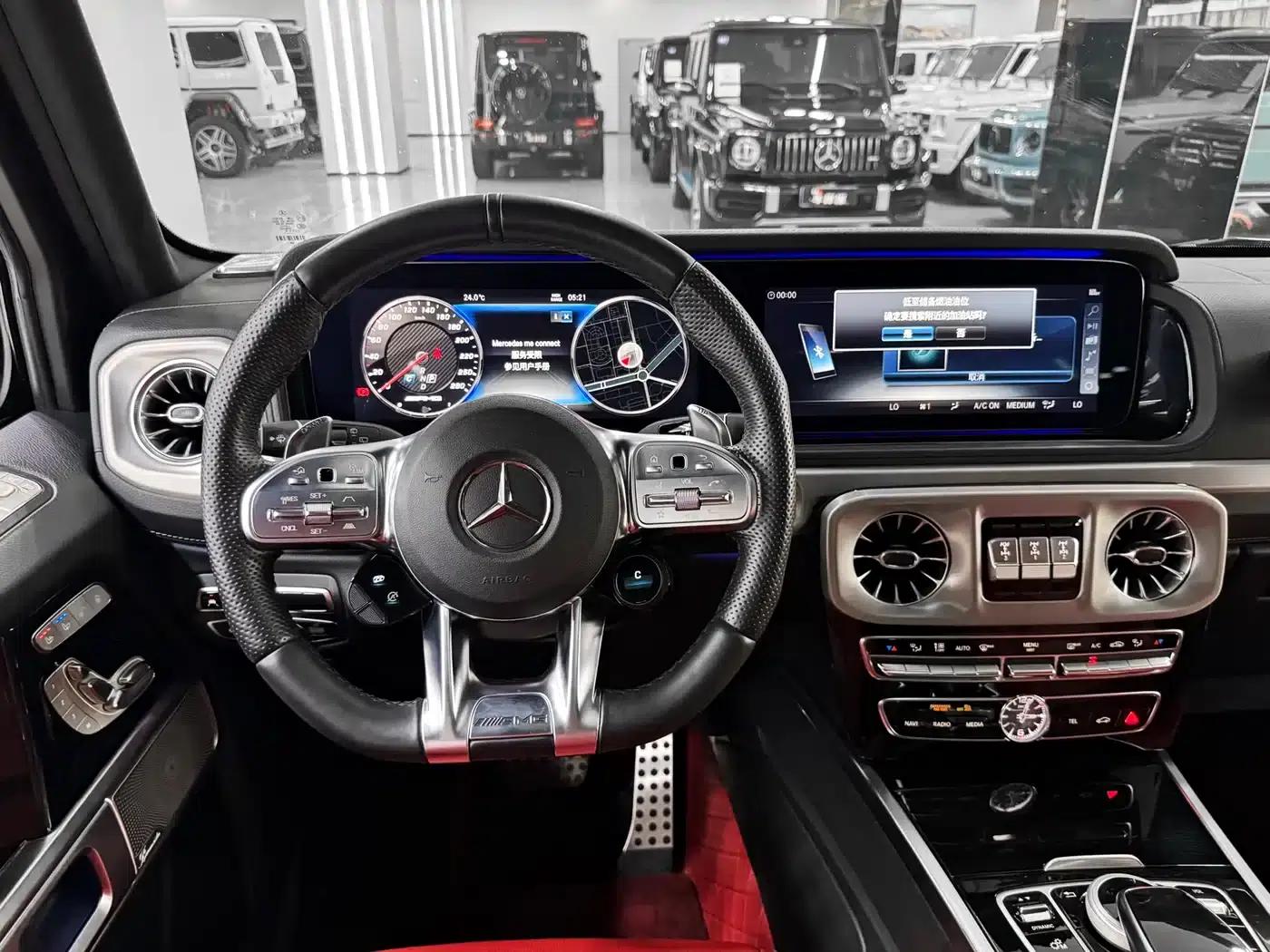 2022 Mercedes-Benz G-Class AMG 63 — миниатюра 13