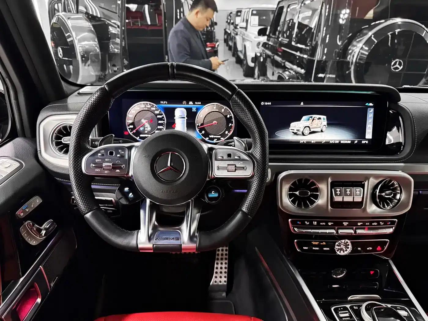 2023 Mercedes-Benz G-Class AMG 63 — миниатюра 10