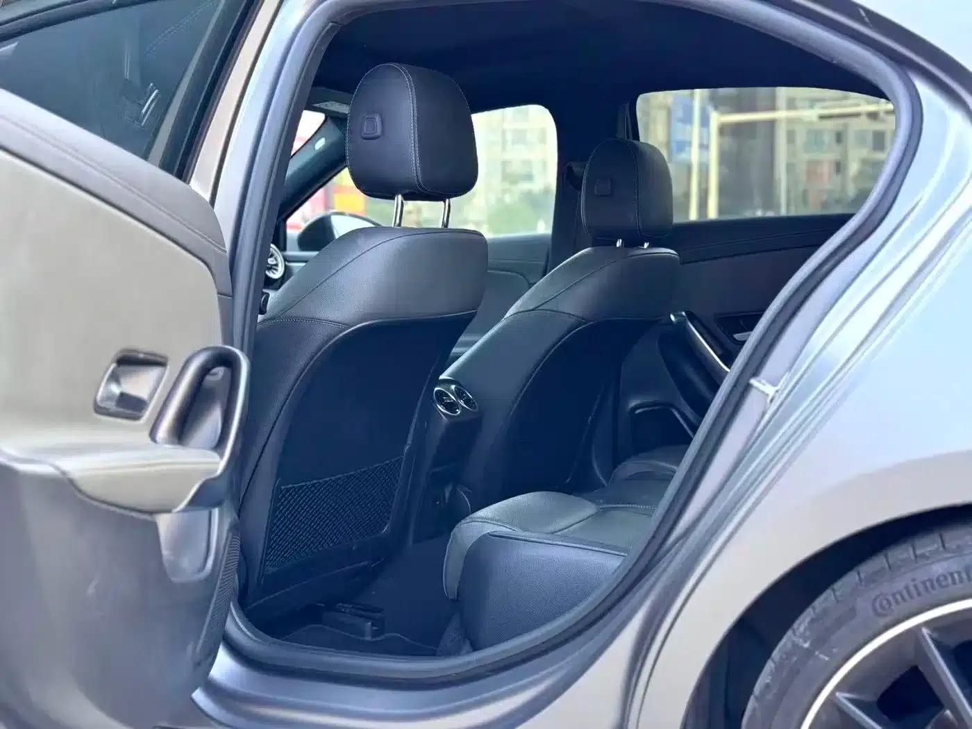 2022 Mercedes-Benz A-Class AMG A 35 L 4MATIC — миниатюра 6