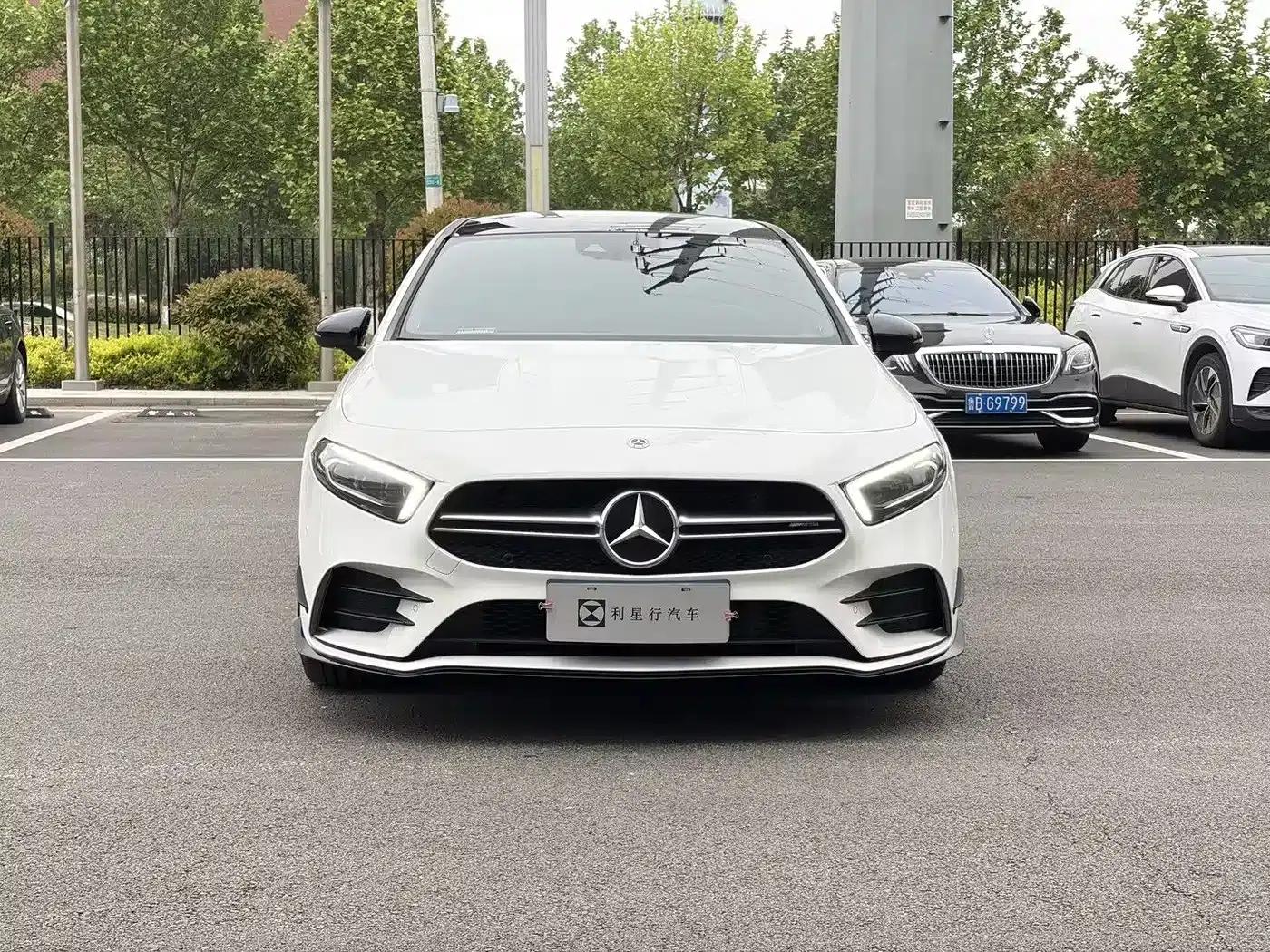 2023 Mercedes-Benz A-Class AMG A 35 L 4MATIC — миниатюра 14