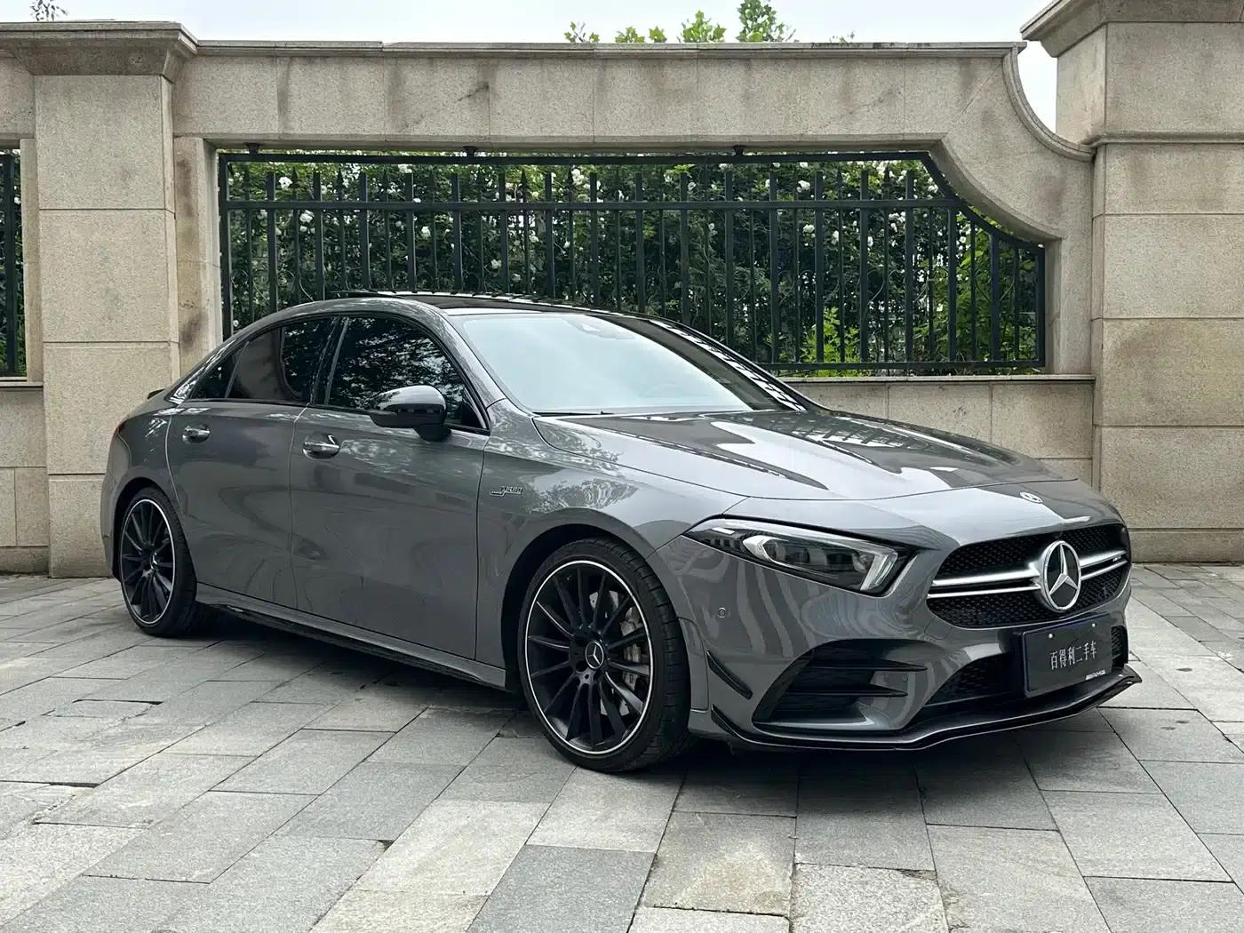 2023 Mercedes-Benz A-Class AMG A 35 L 4MATIC — миниатюра 14