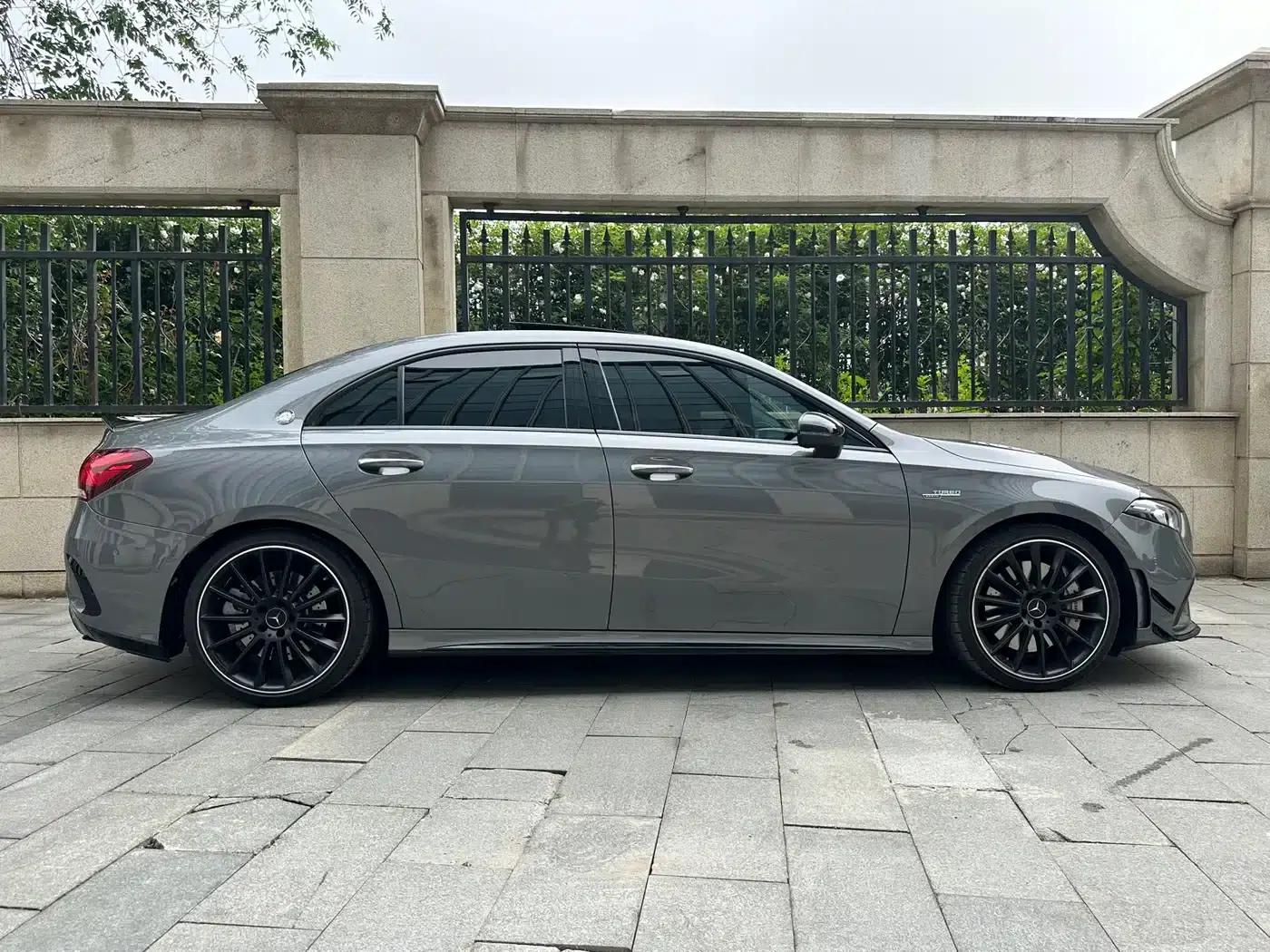 2023 Mercedes-Benz A-Class AMG A 35 L 4MATIC — миниатюра 16