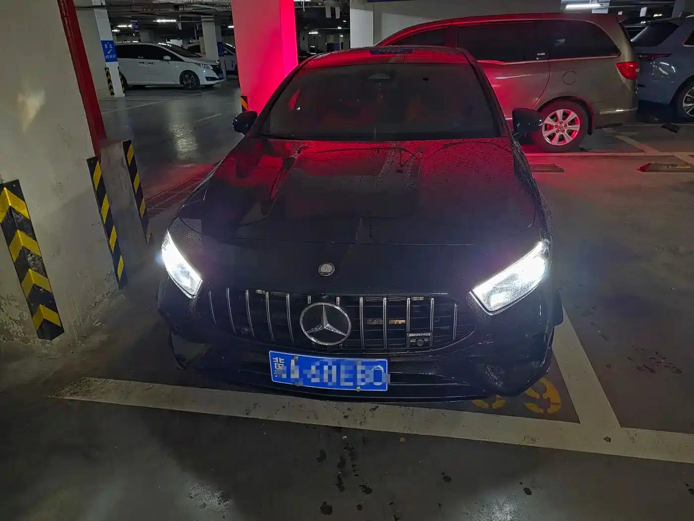 2025 Mercedes-Benz A-Class AMG A 35 L 4MATIC — миниатюра 2