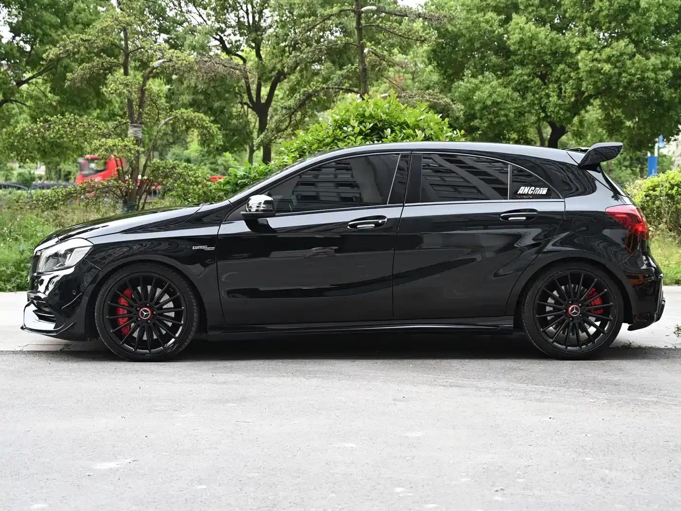 Imported 2016 Mercedes-Benz A-Class AMG A 45 4MATIC — миниатюра 12