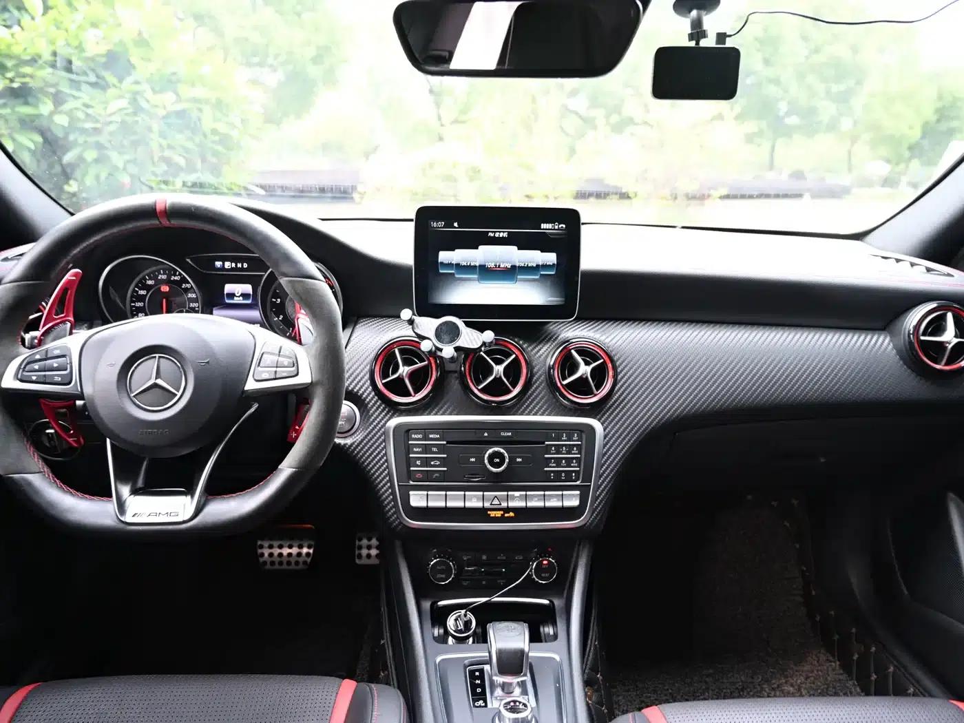 Imported 2016 Mercedes-Benz A-Class AMG A 45 4MATIC — миниатюра 5