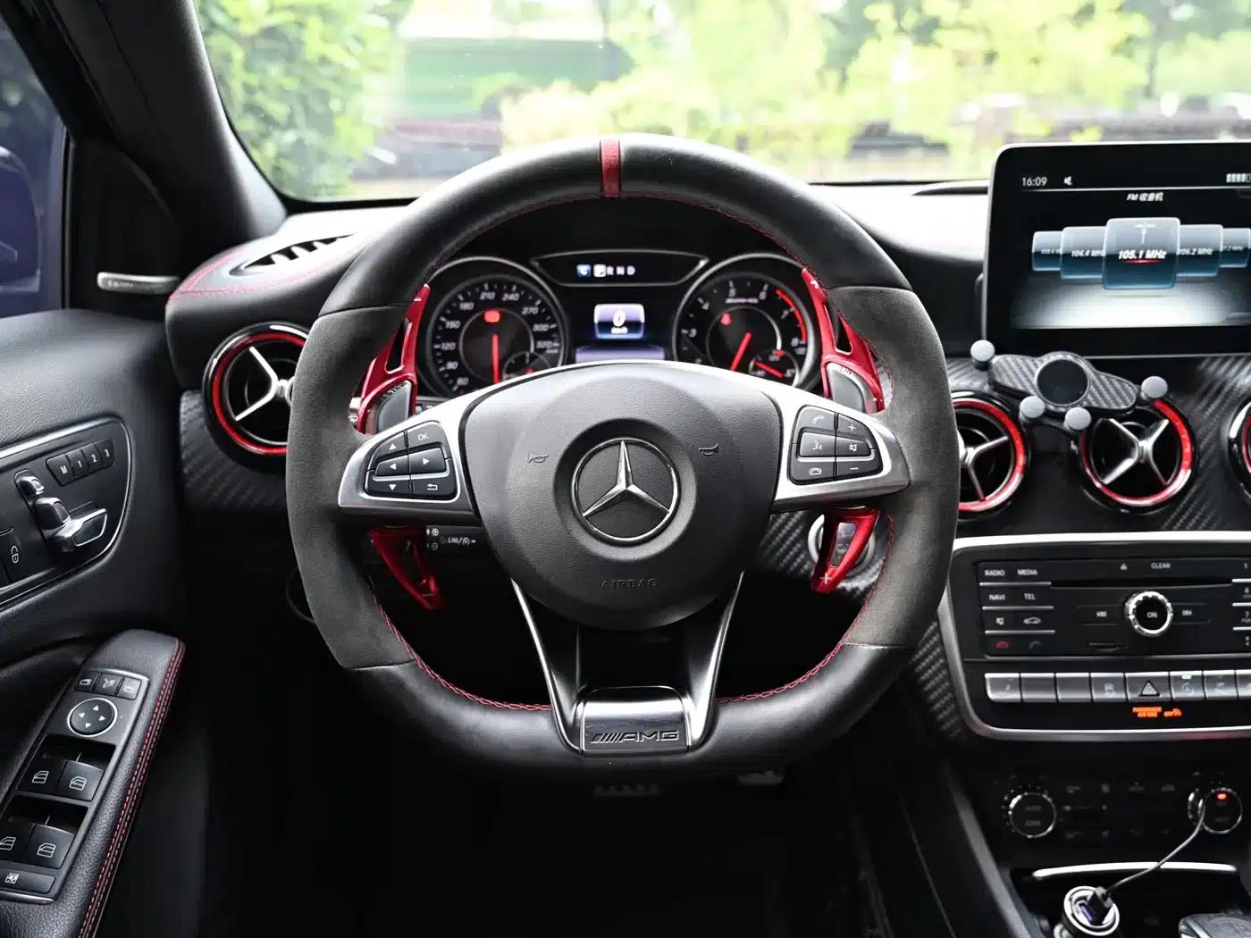 Imported 2016 Mercedes-Benz A-Class AMG A 45 4MATIC — миниатюра 6