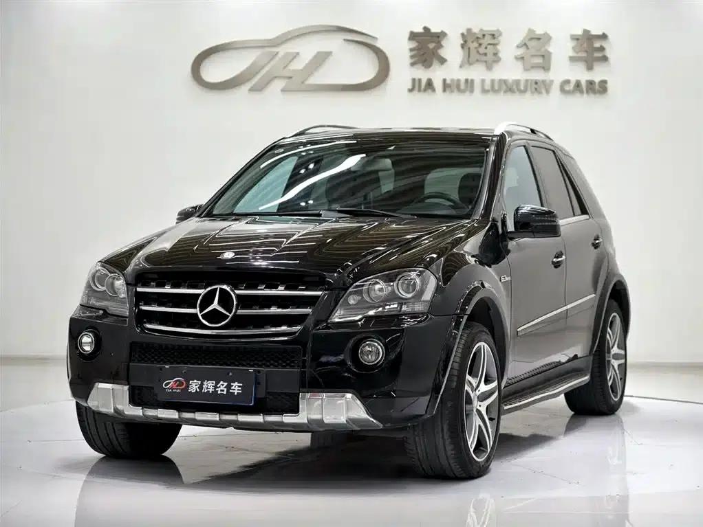 2011 Mercedes-Benz M-Class AMG ML 63 — миниатюра 1