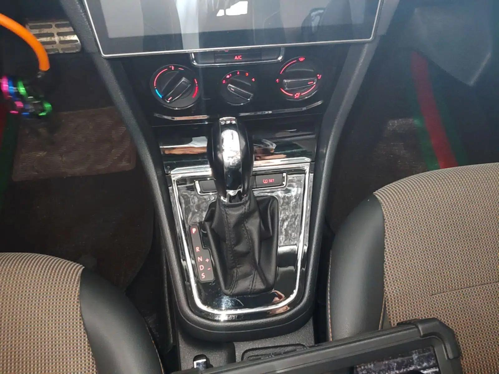 Used Volkswagen C-TREK 2017 230TSI DSG Comfort Version — миниатюра 16