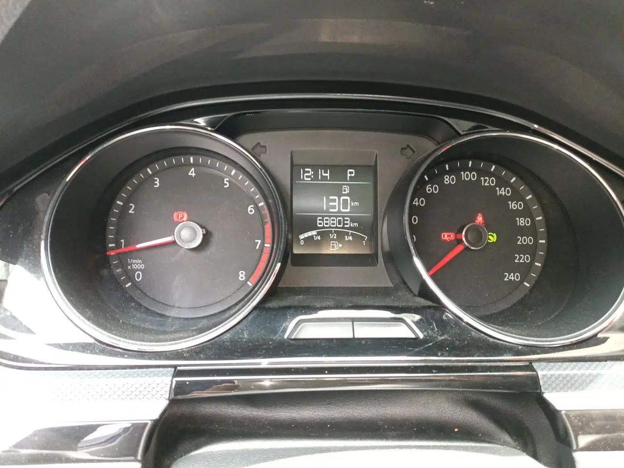 Used Volkswagen C-TREK 2017 1.6L Automatic Comfort Model — миниатюра 11