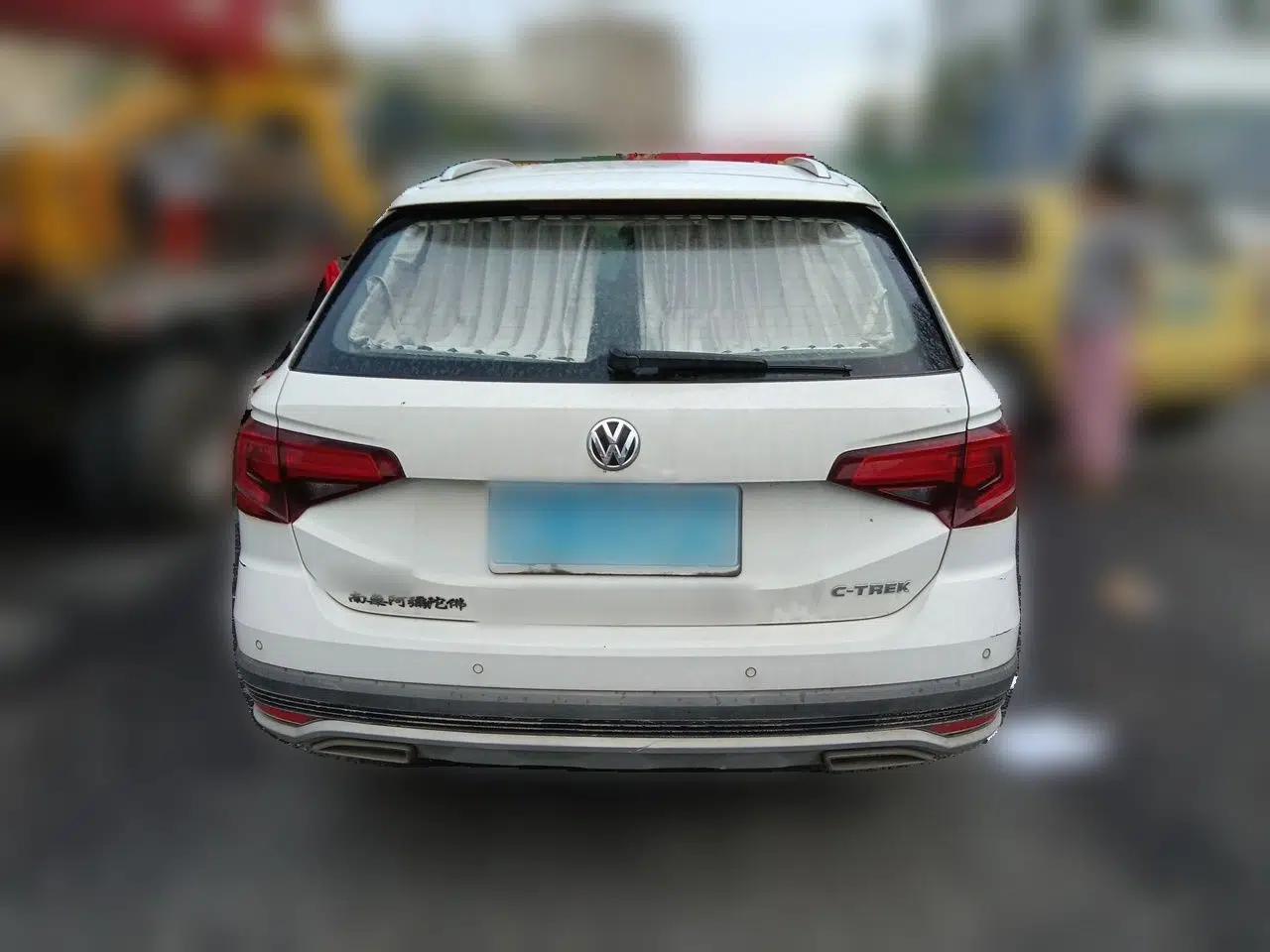Used Volkswagen C-TREK 2017 1.6L Manual Comfort Model — миниатюра 5