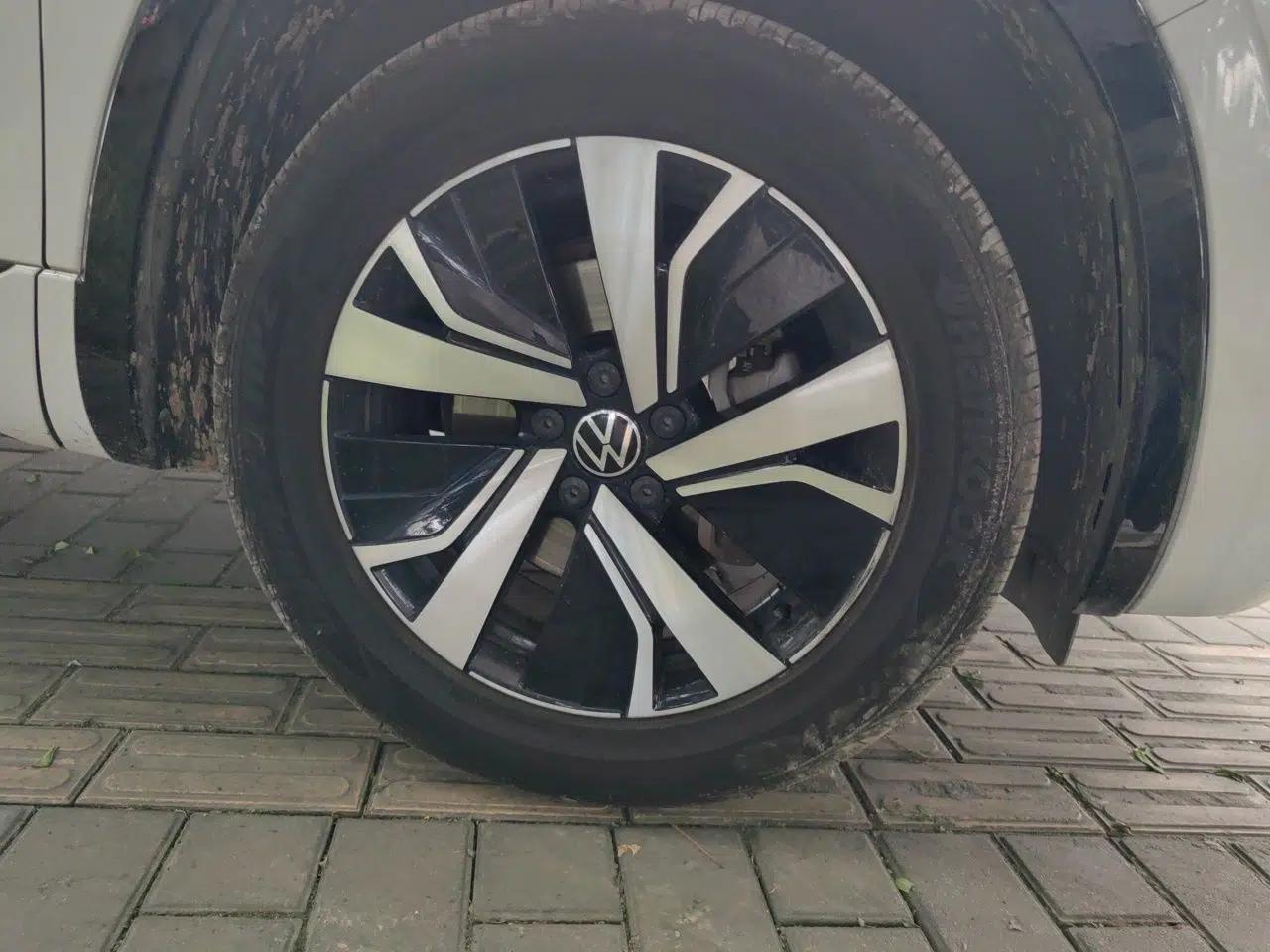Used Volkswagen Tayron GTE Plug-in Hybrid 2020 1.4T Luxury Model — миниатюра 8