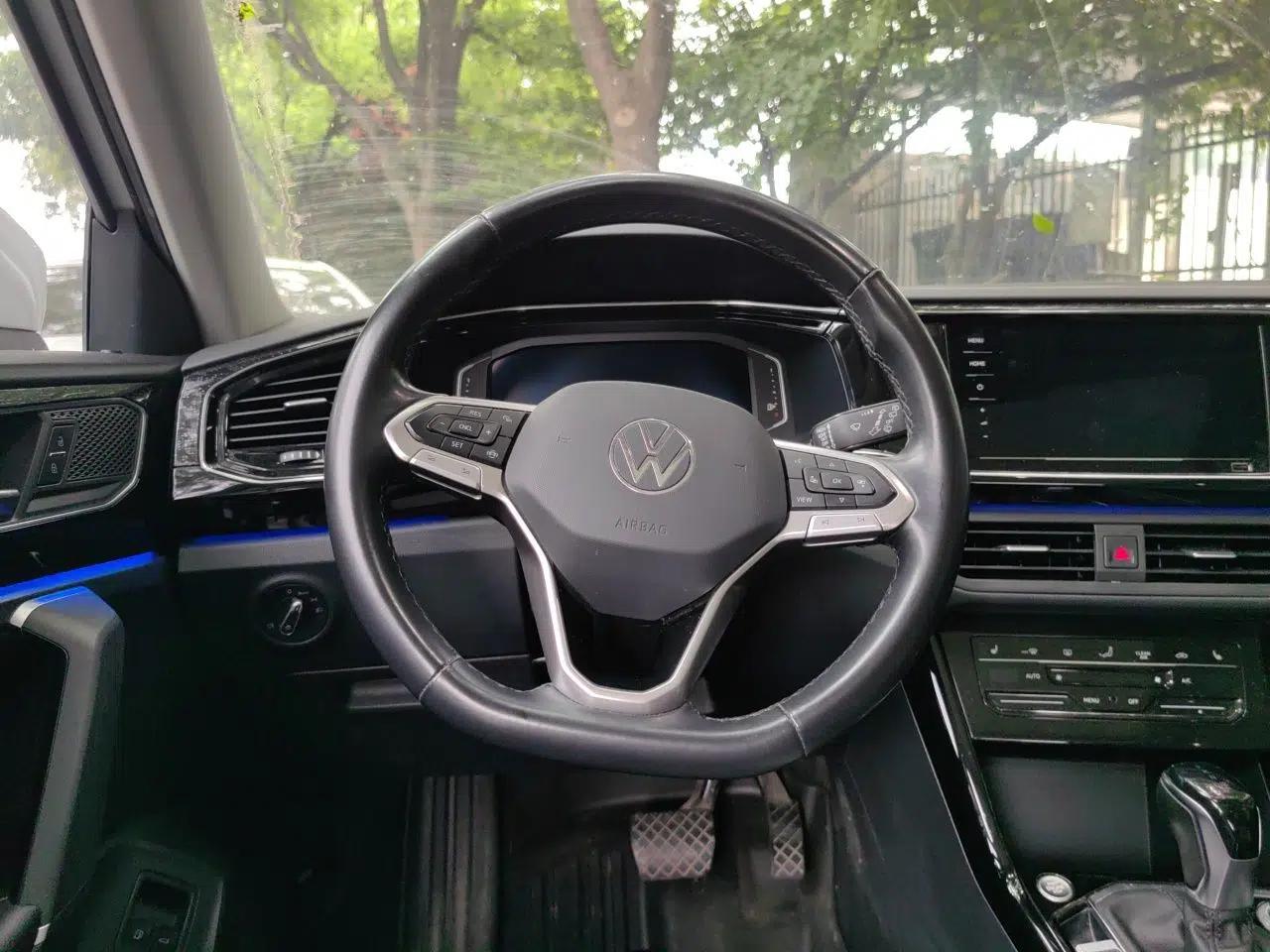 Used Volkswagen Tayron GTE Plug-in Hybrid 2020 1.4T Luxury Model — миниатюра 10
