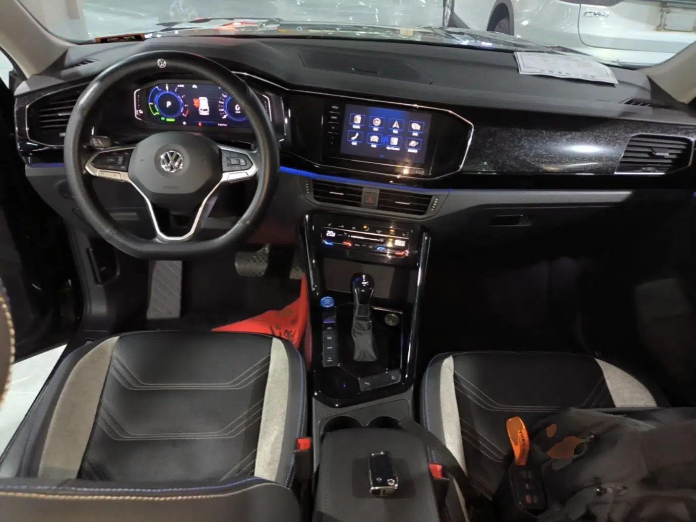 Used Volkswagen Tayron GTE Plug-in Hybrid 2020 1.4T Luxury Model — миниатюра 12