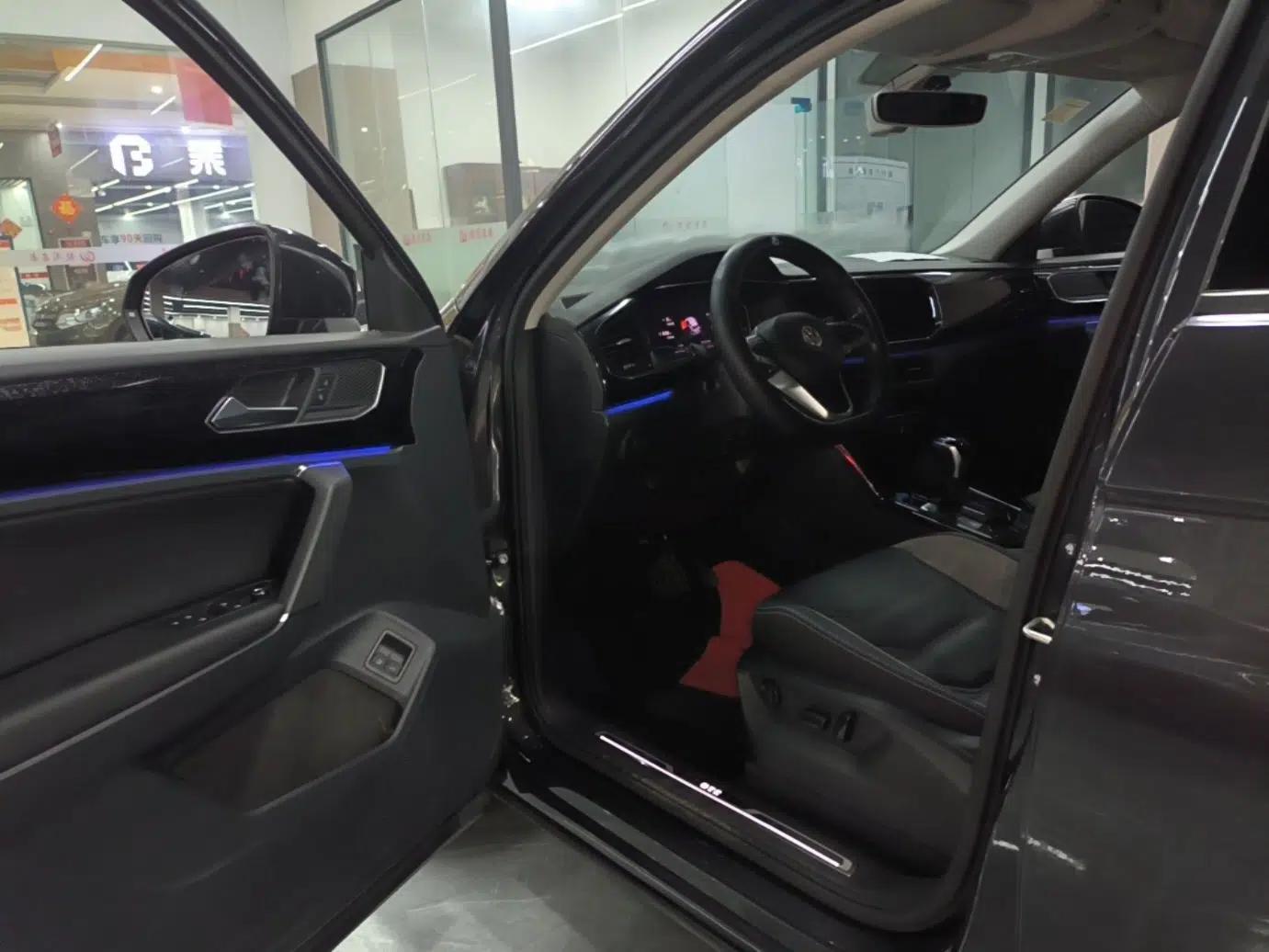 Used Volkswagen Tayron GTE Plug-in Hybrid 2020 1.4T Luxury Model — миниатюра 18