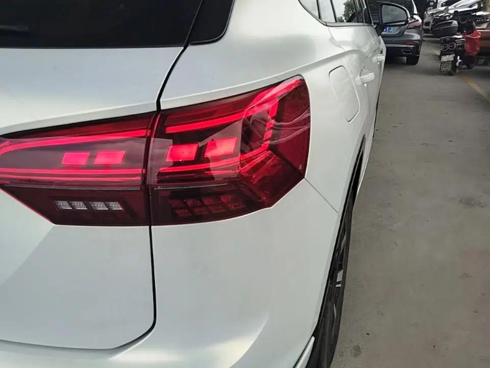 Used Volkswagen Tayron GTE Plug-in Hybrid 2022 1.4T Luxury Model — миниатюра 9
