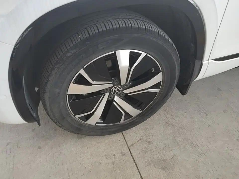 Used Volkswagen Tayron GTE Plug-in Hybrid 2022 1.4T Luxury Model — миниатюра 10
