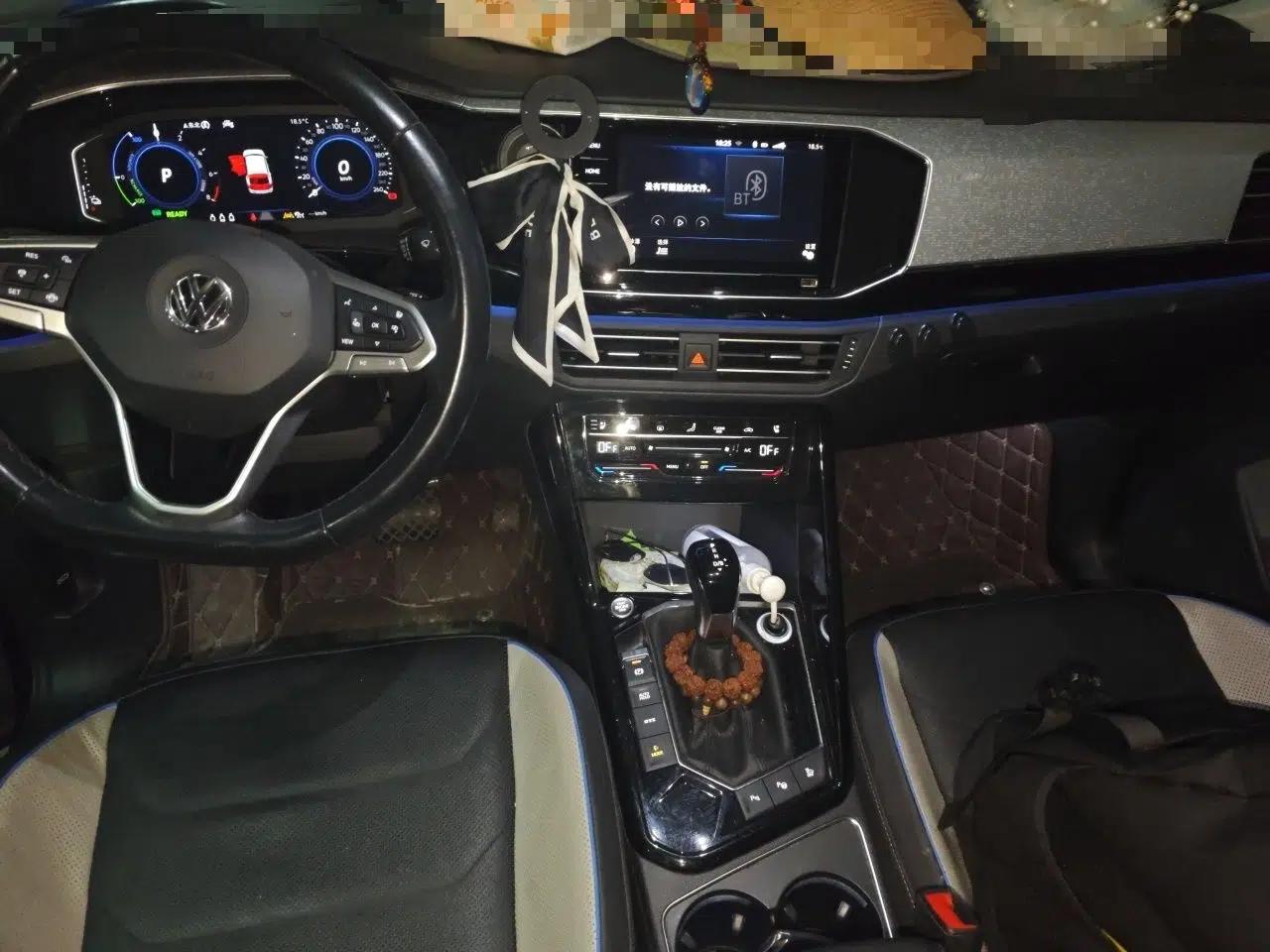 Used Volkswagen Tayron GTE Plug-in Hybrid 2020 1.4T Luxury Model — миниатюра 9