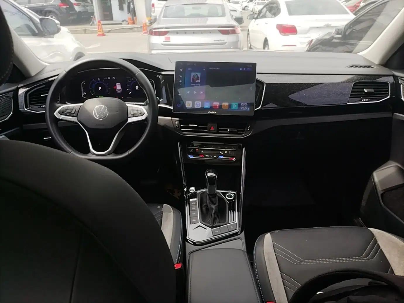 Used Volkswagen Tayron GTE Plug-in Hybrid 2020 1.4T Luxury Model — миниатюра 17