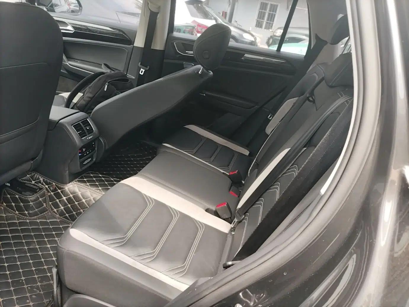 Used Volkswagen Tayron GTE Plug-in Hybrid 2020 1.4T Luxury Model — миниатюра 25
