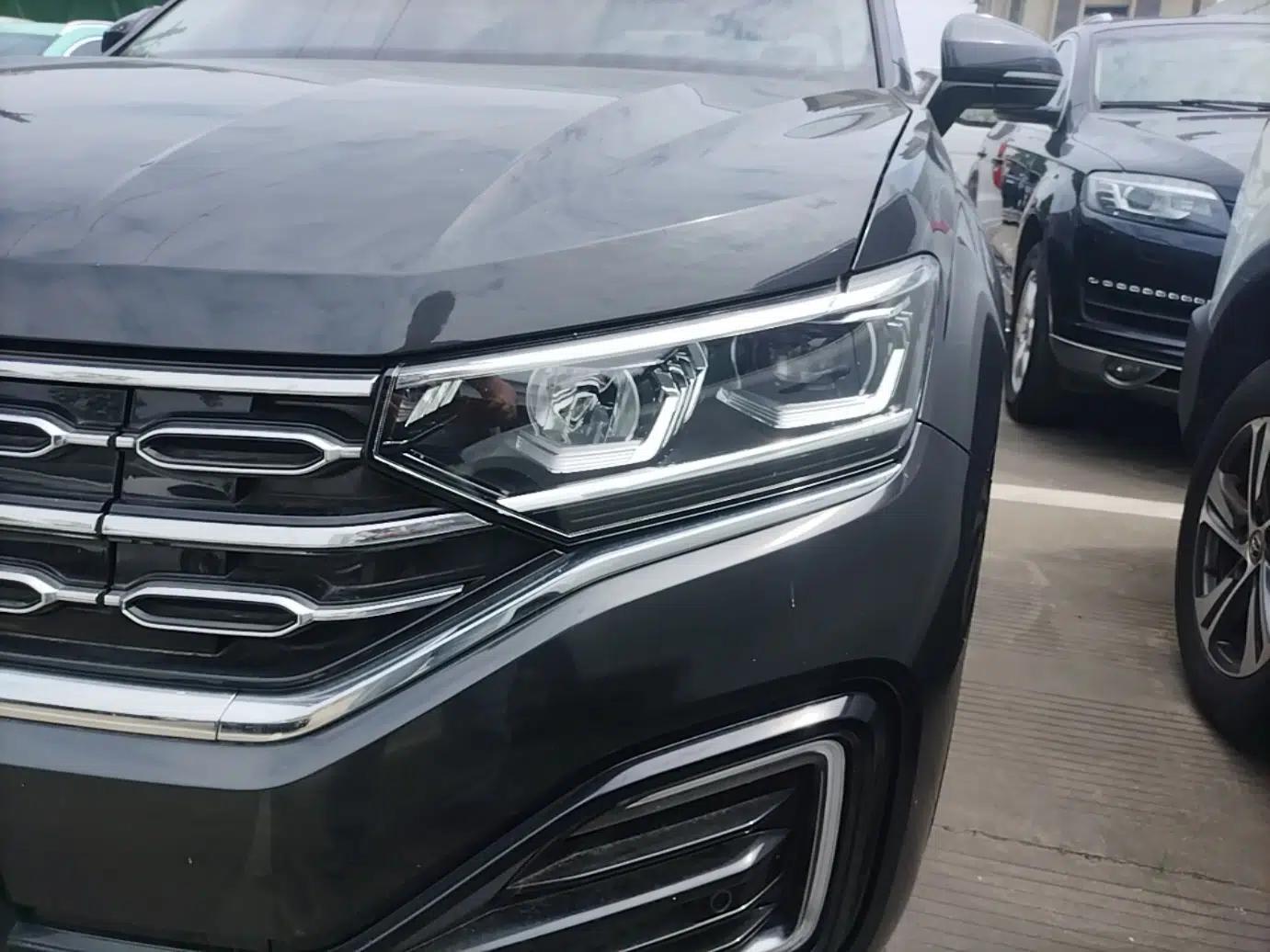 Used Volkswagen Tayron GTE Plug-in Hybrid 2020 1.4T Luxury Model — миниатюра 8