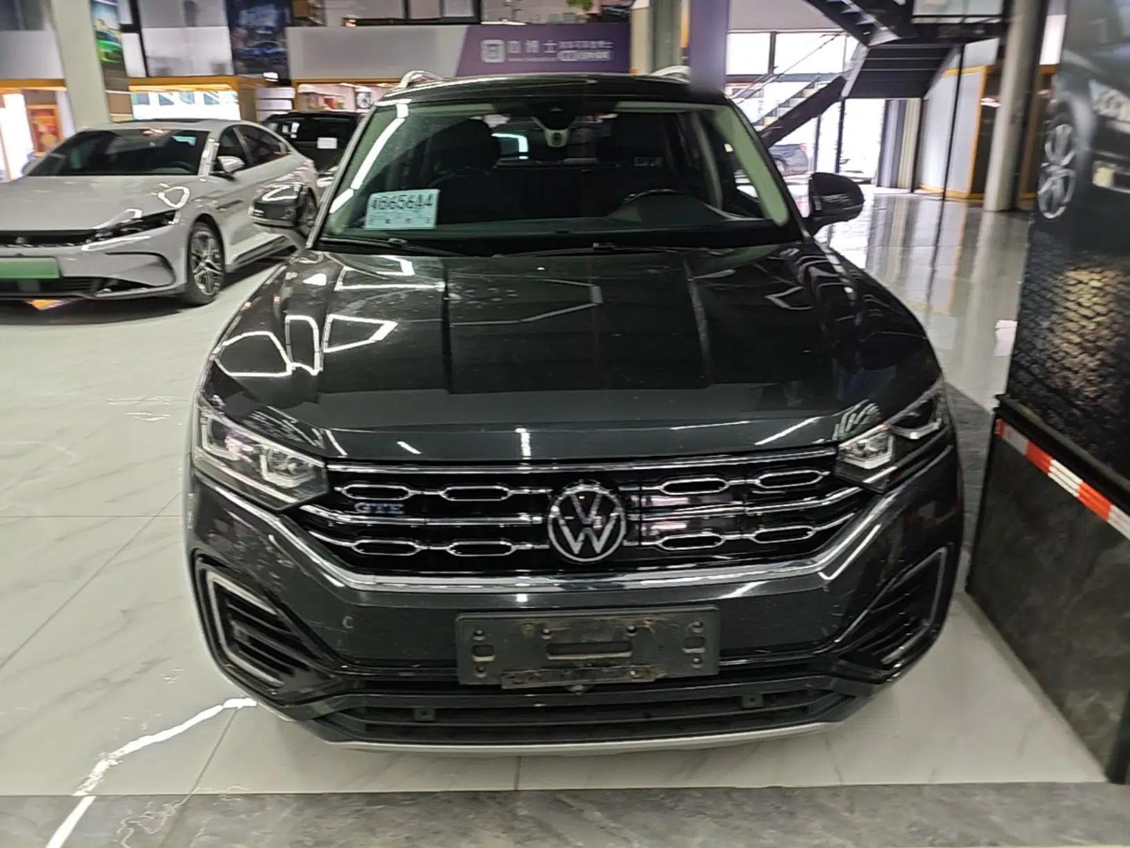 Used Volkswagen Tayron GTE Plug-in Hybrid 2020 1.4T Luxury Model — миниатюра 2