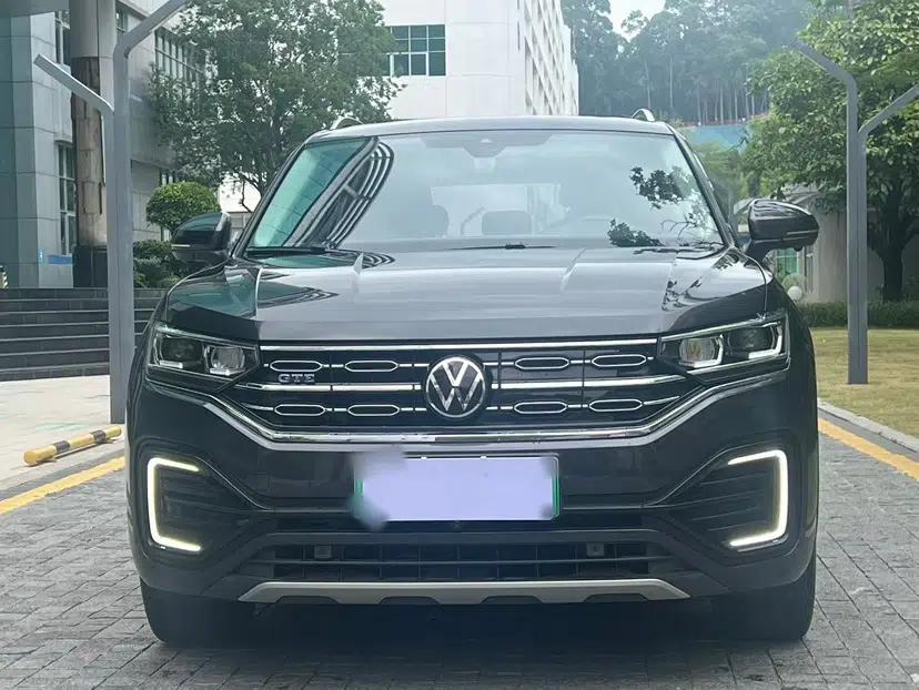 Used Volkswagen Tayron GTE Plug-in Hybrid 2020 1.4T Luxury Model — миниатюра 17