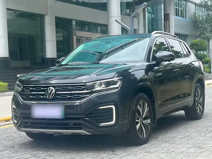Used Volkswagen Tayron GTE Plug-in Hybrid 2020 1.4T Luxury Model — миниатюра 19