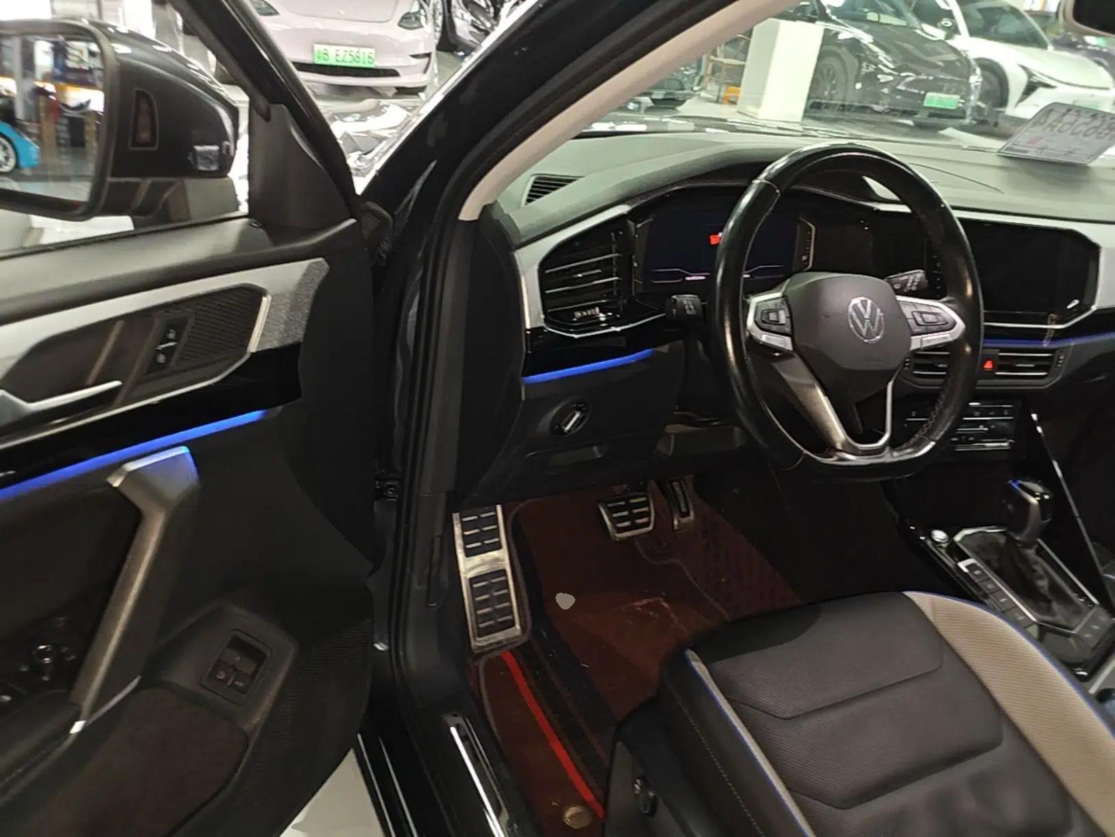 Used Volkswagen Tayron GTE Plug-in Hybrid 2020 1.4T Luxury Model — миниатюра 27