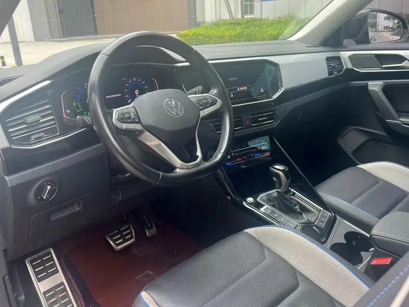 Used Volkswagen Tayron GTE Plug-in Hybrid 2020 1.4T Luxury Model — миниатюра 34