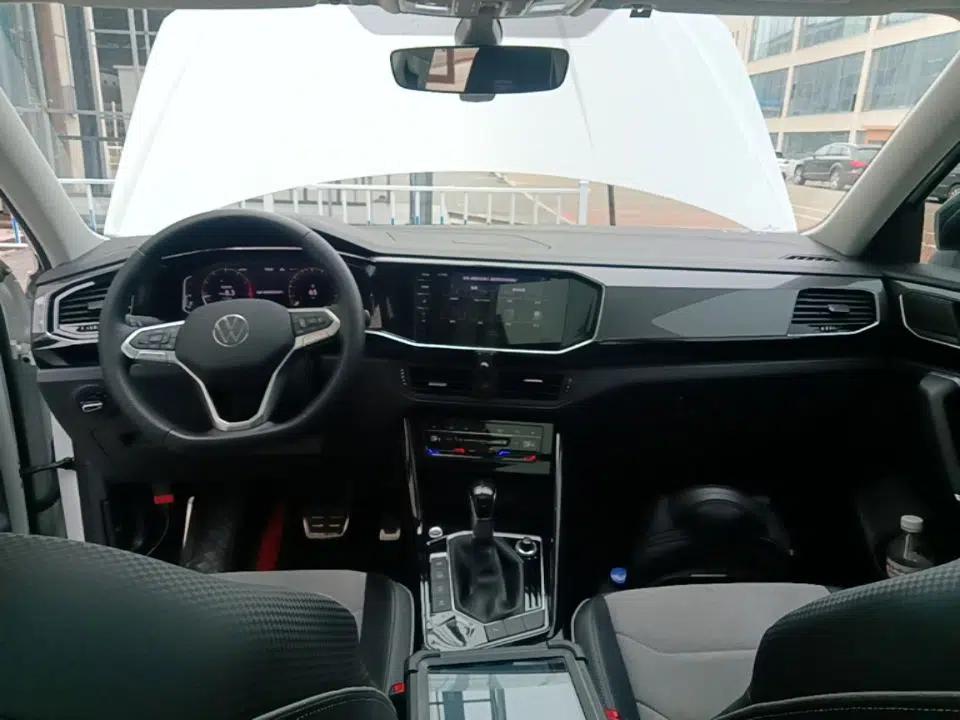 Used Volkswagen Tayron X 2020 330TSI Two-Wheel Drive Luxury Smart Connectivity Version — миниатюра 12