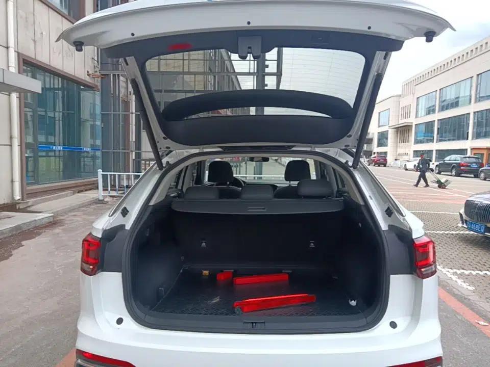 Used Volkswagen Tayron X 2020 330TSI Two-Wheel Drive Luxury Smart Connectivity Version — миниатюра 22