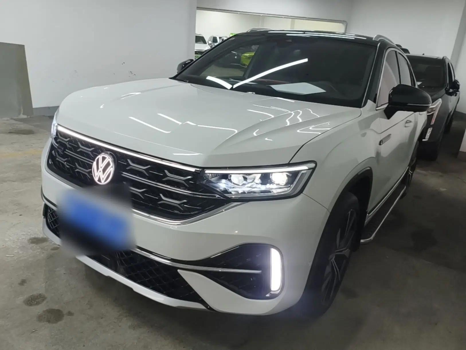 Used Volkswagen Tayron X 2023 Revised 380TSI Four-Wheel Drive Flagship Smart Edition — миниатюра 1