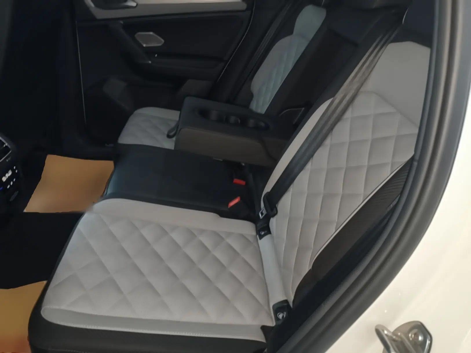 Used Volkswagen Tayron X 2023 Revised 380TSI Four-Wheel Drive Flagship Smart Edition — миниатюра 20