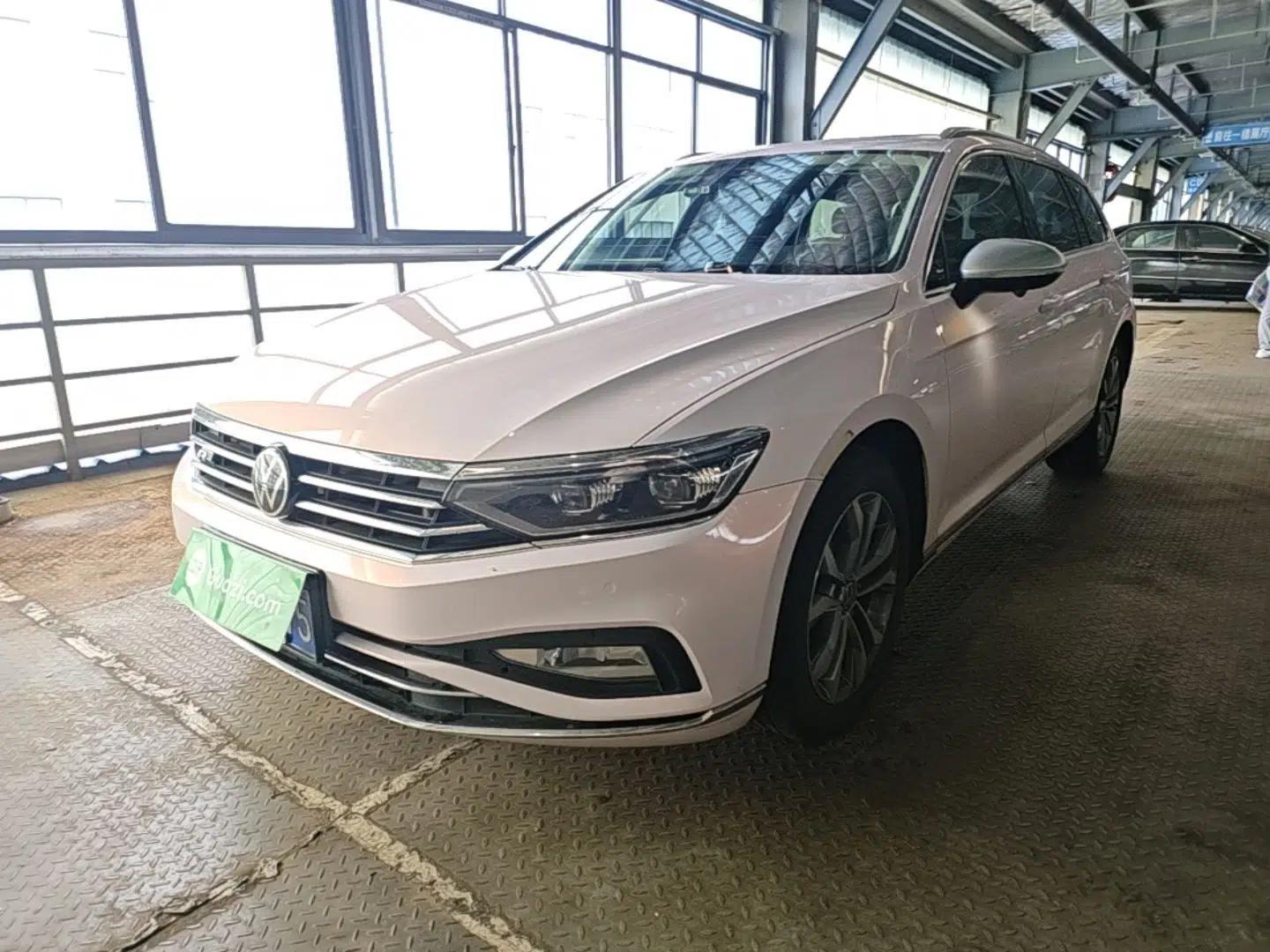Used Volkswagen Variant 2021 2.0T Comfort Edition — миниатюра 1