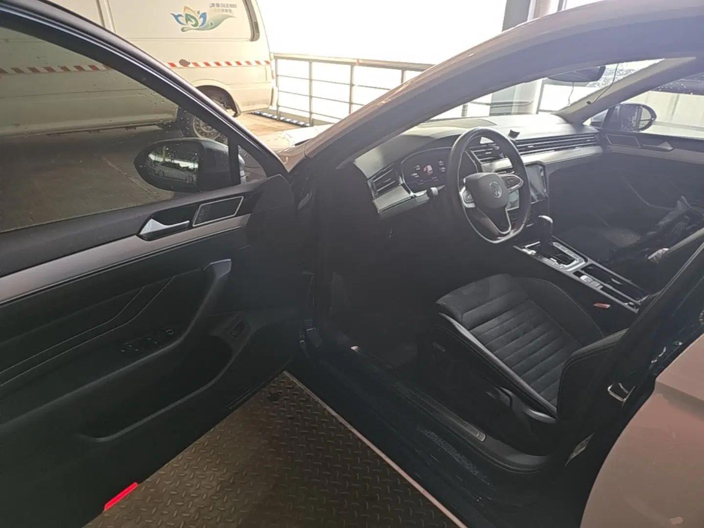 Used Volkswagen Variant 2021 2.0T Comfort Edition — миниатюра 23