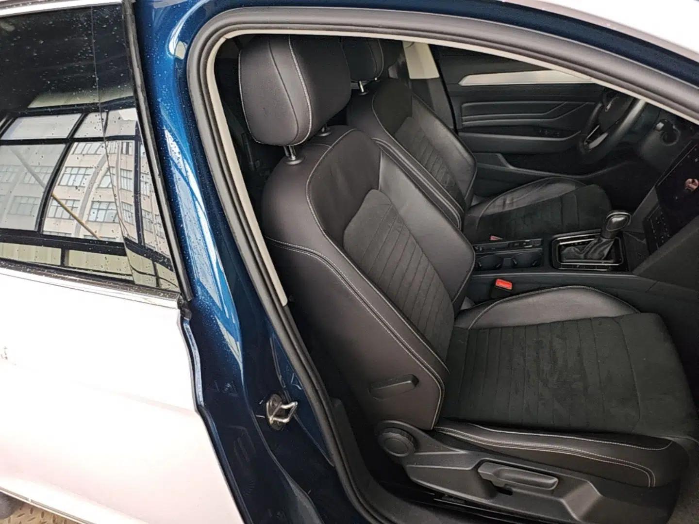 Used Volkswagen Variant 2021 2.0T Comfort Edition — миниатюра 24