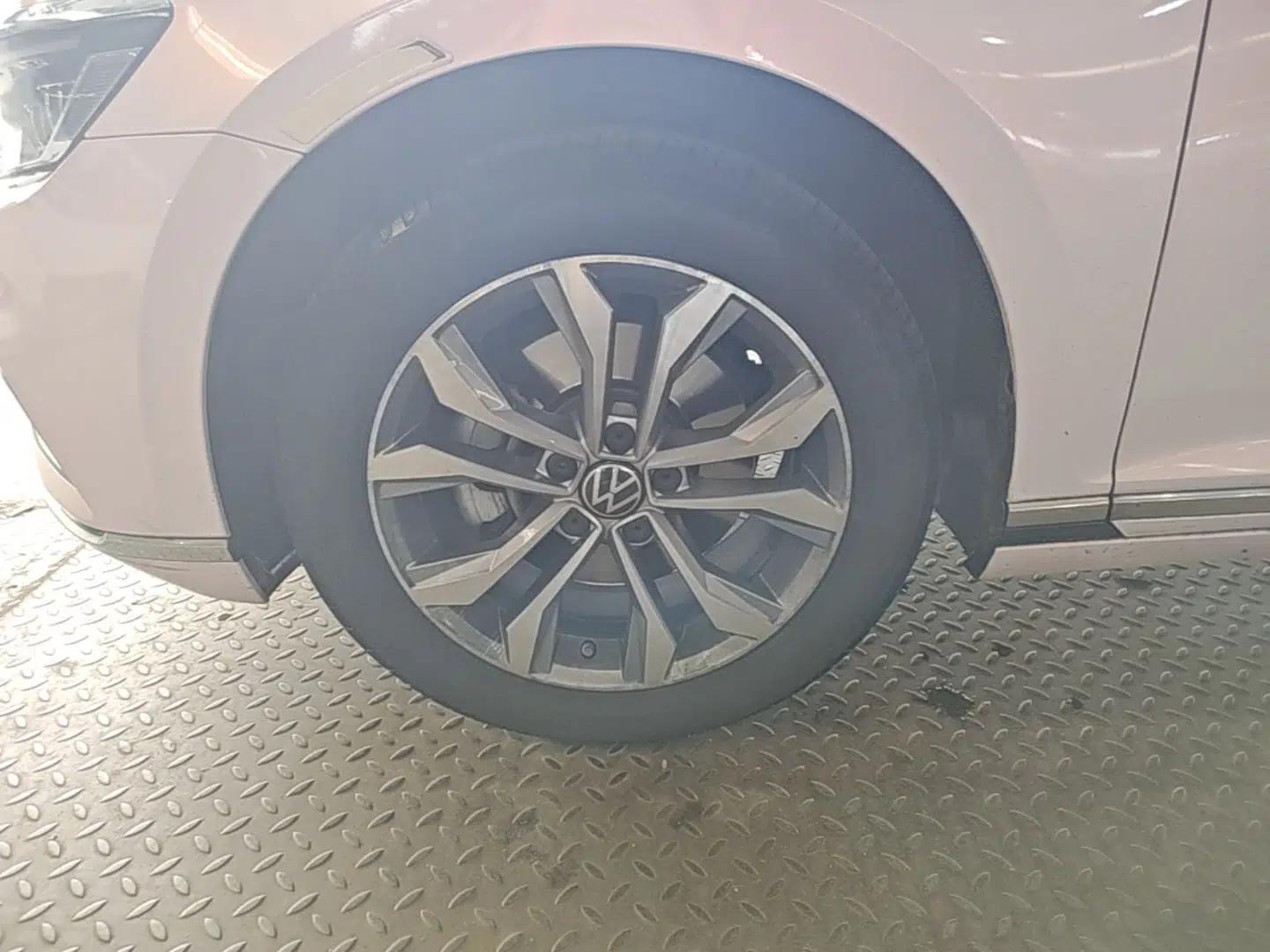 Used Volkswagen Variant 2021 2.0T Comfort Edition — миниатюра 10