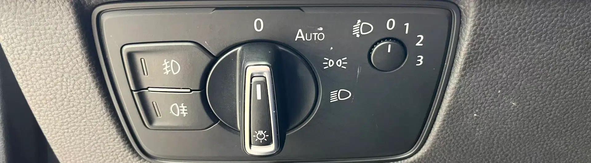 Used Volkswagen Variant 2017 380TSI Two-Wheel Drive Comfort Edition — миниатюра 14